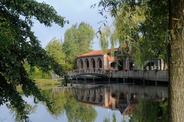 Feestzaal De Waterhoek